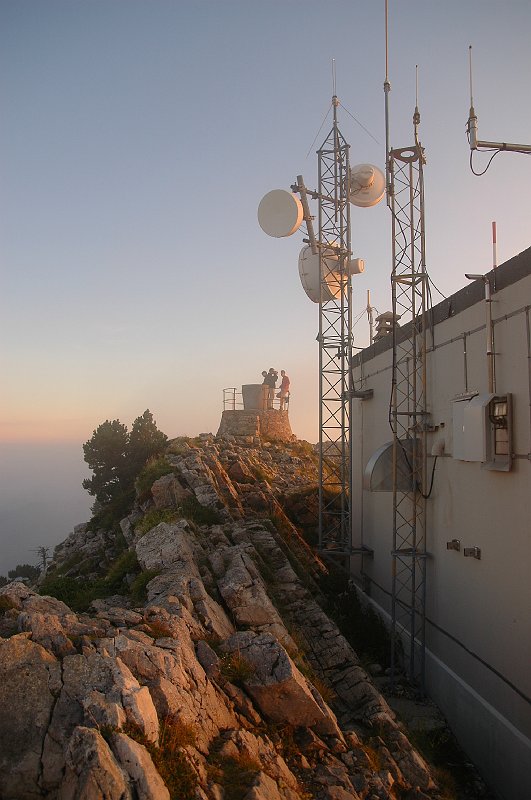 DSC_3154.JPG - la forêt d'antennes pour arroser tout Grenoble de bonnes ondes